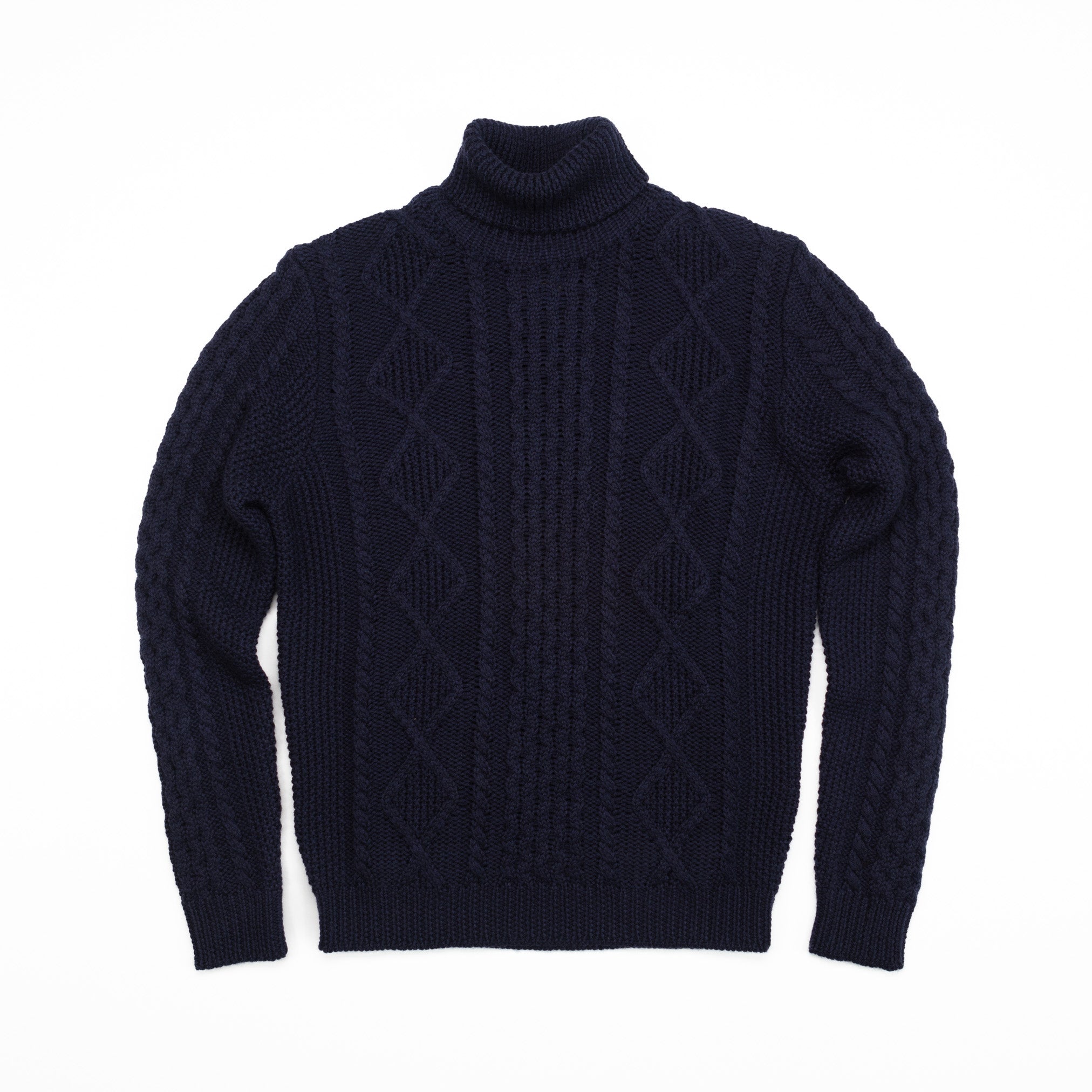 Fisherman Turtleneck in Navy