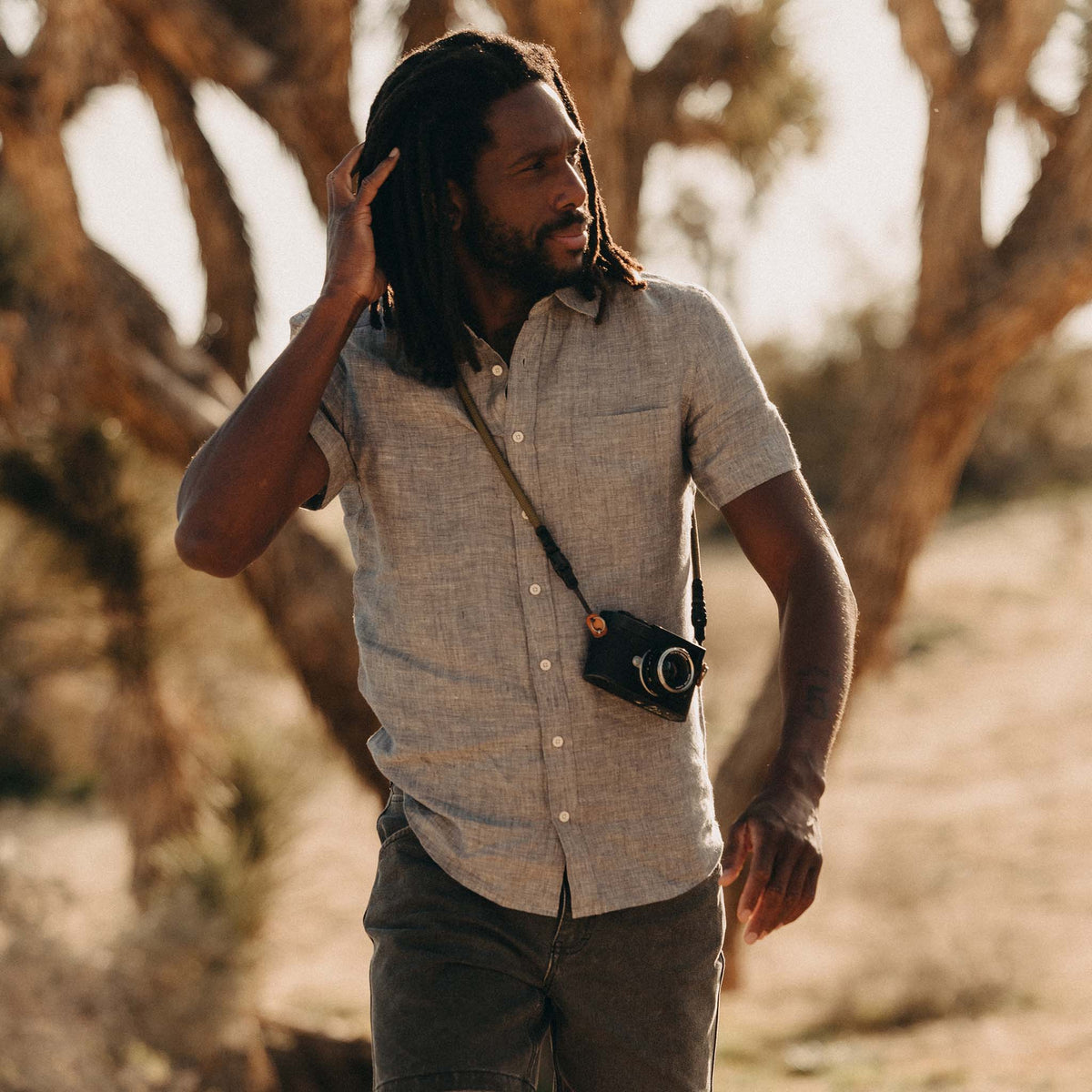 The Short Sleeve California in Faded Navy Hemp