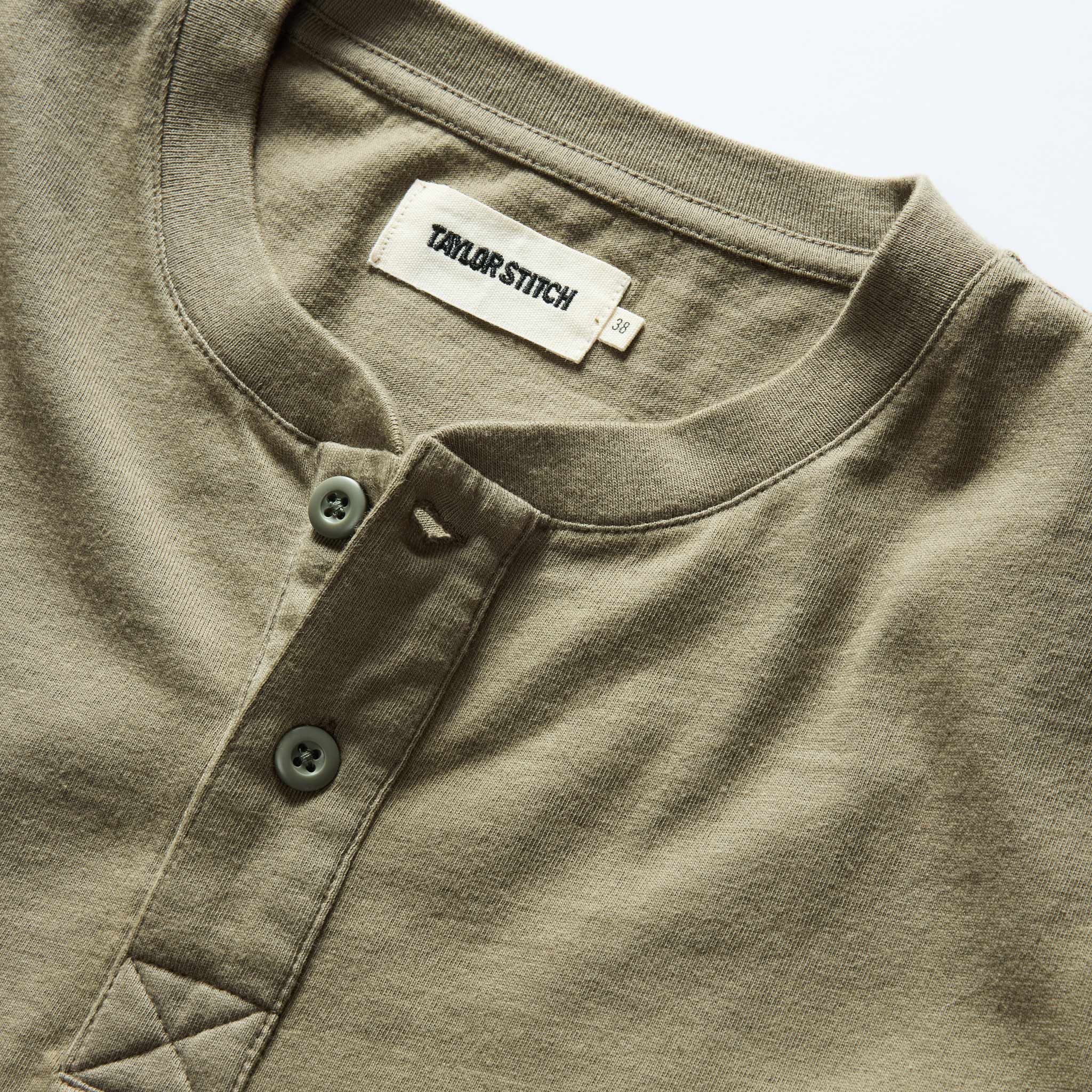 The Organic Cotton Henley in Heather Sage