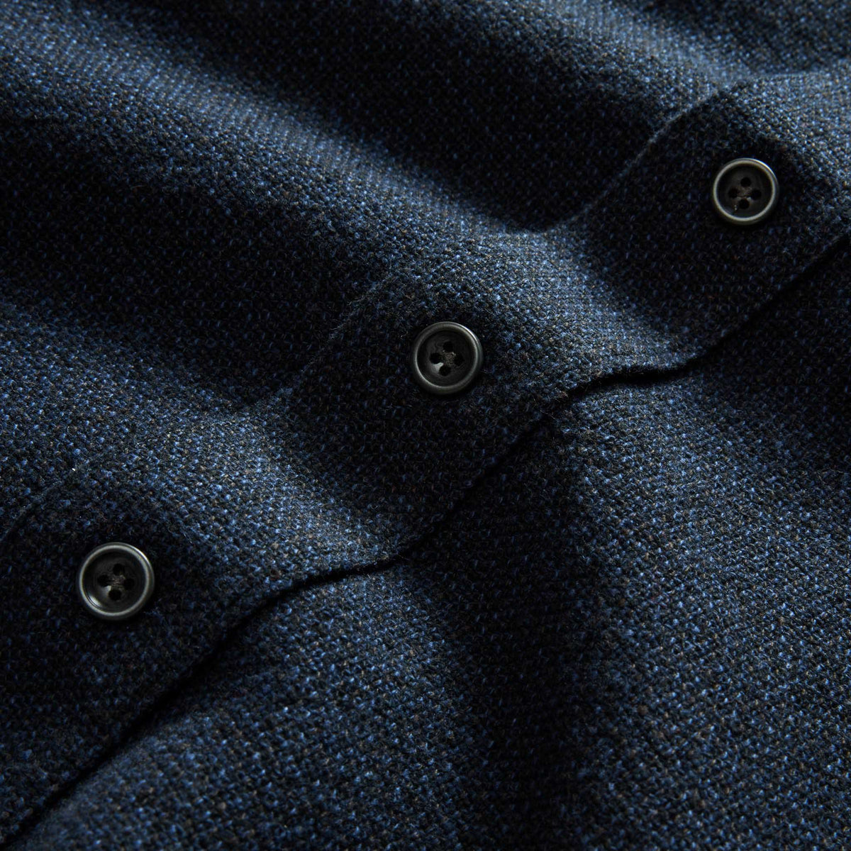 The Ledge Shirt in Dark Navy Linen Tweed